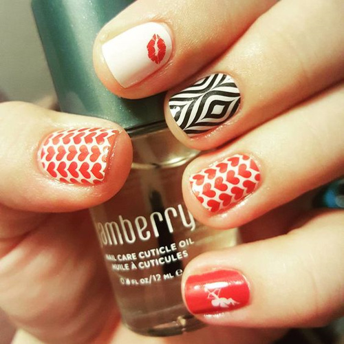 valentines-day-stamping-nailart