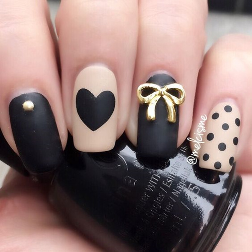 valentines-nude-and-black-nails-with-bow