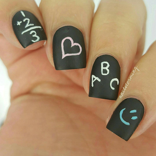school-nailart-for-valentines-day
