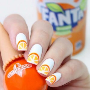 orange-fanta-nail-design