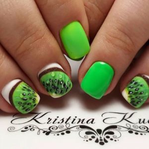 white-and-green-kiwi-nails