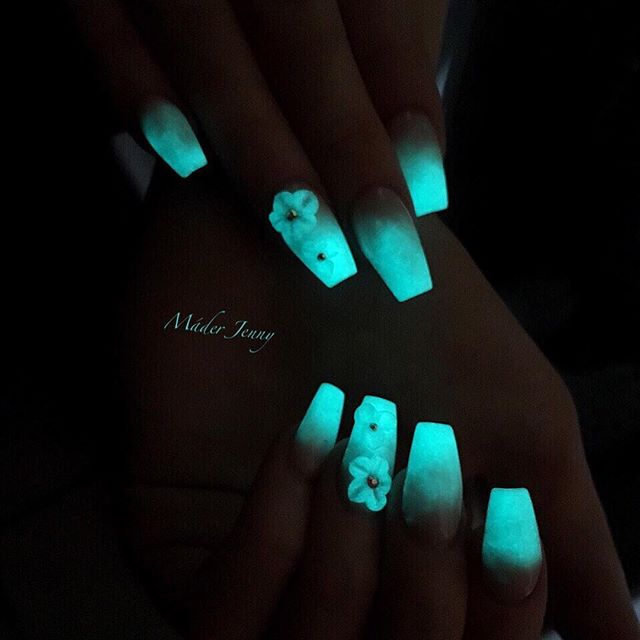 crazy glowing in the dark nails
