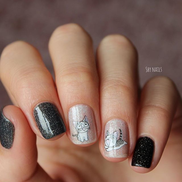 gray and black nails with kittens