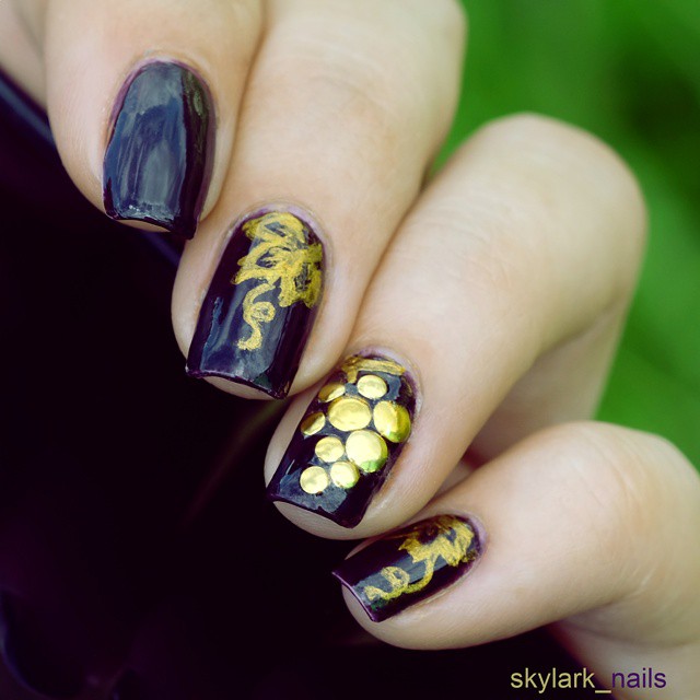 grape nail design