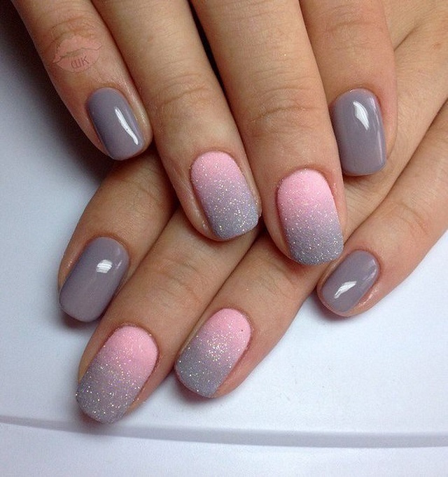 Hygge sugar nails grey and pink