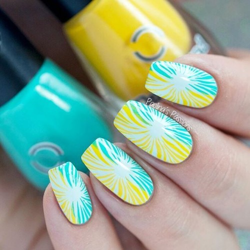 blue-and-yellow-nail-design-for-coachella-weekend