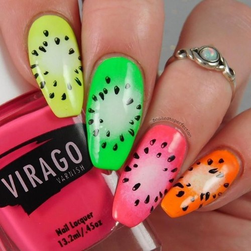 fruity-nails-for-coachella