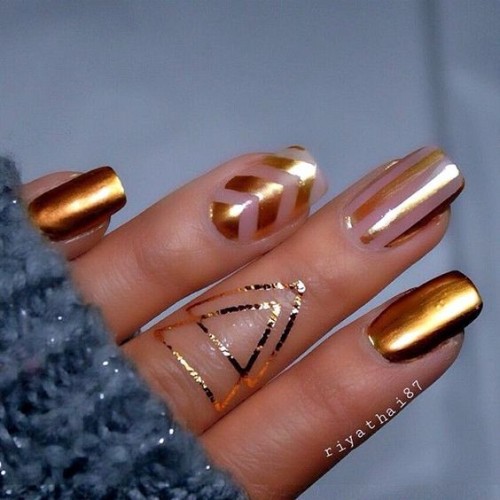 metallic-gold-nail-art-with-chevrons-for-coachella