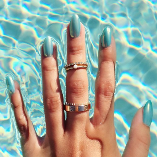 simplest-blue-water-nails-for-coachella