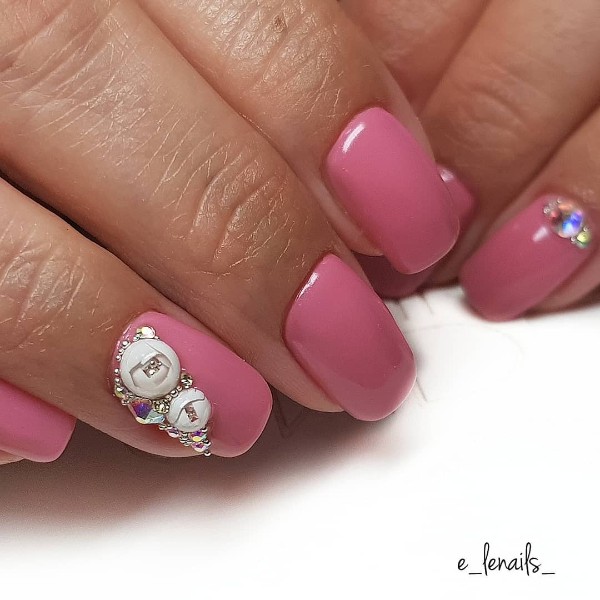 dust pink candy ball nails