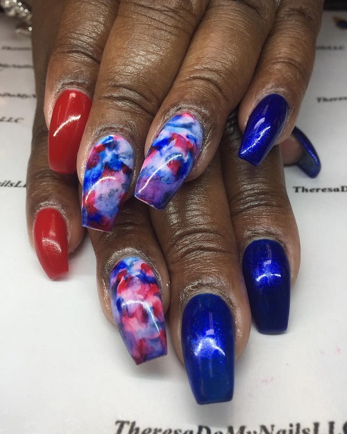 4th-of-July-nails-for-dark-brown-skin