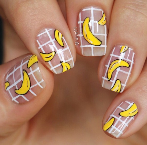 banana-nail-design