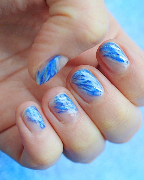 nail-design-ocean-waves