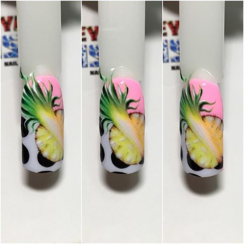 pineapple half on nails