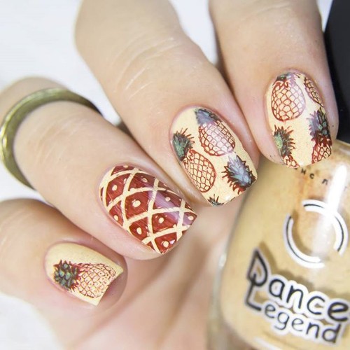 stamping nail design with pineapples