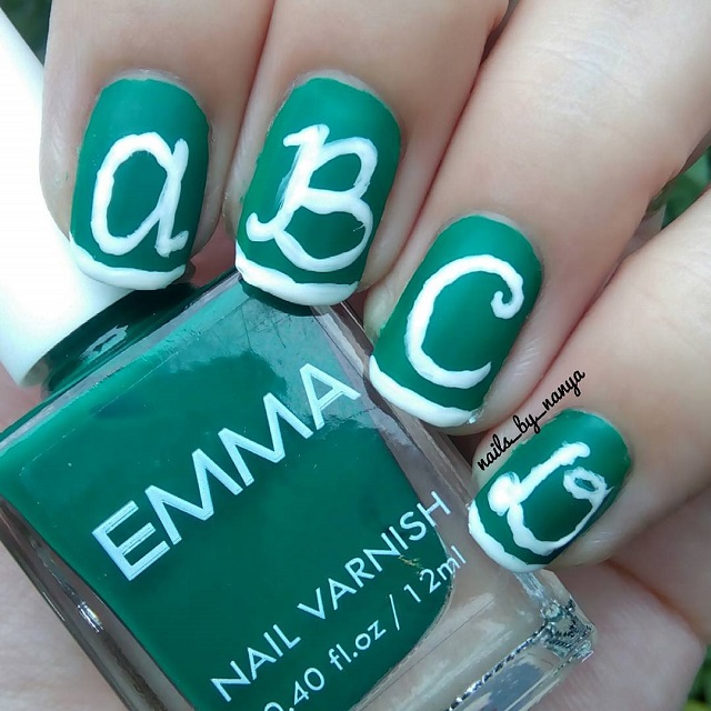 green-school-nail-design-with-letters