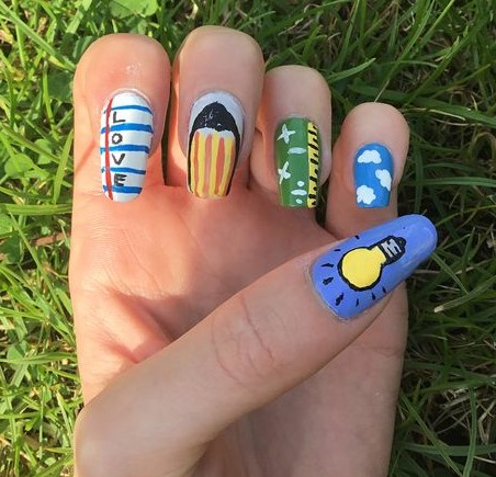 nail-design-with-a-lamp-for-school