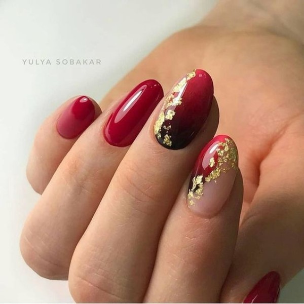 dark-red-ombre-nail-with-foil-for-fall