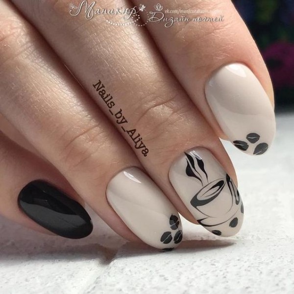 black-and-white-coffee-nail-art