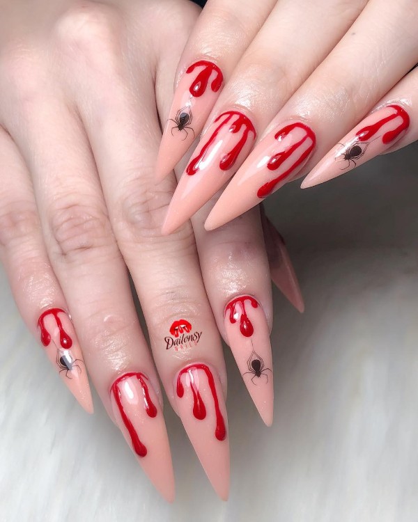 blood-and-spider-halloween-nail-design