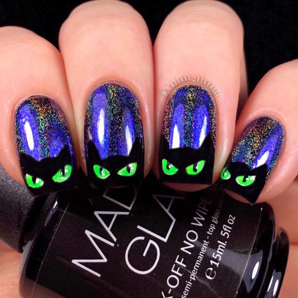 creepy-cats-halloween-nails