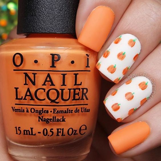 fall-pumpkin-nails