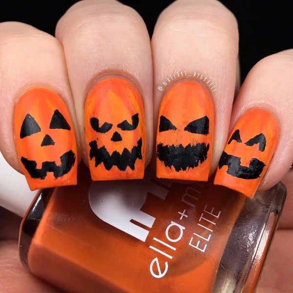 jack-o-lanterns-nailart