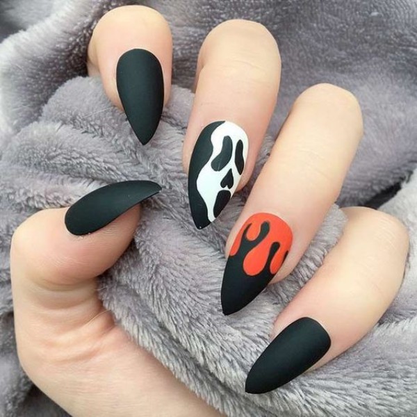 scary-movie-nails-halloween