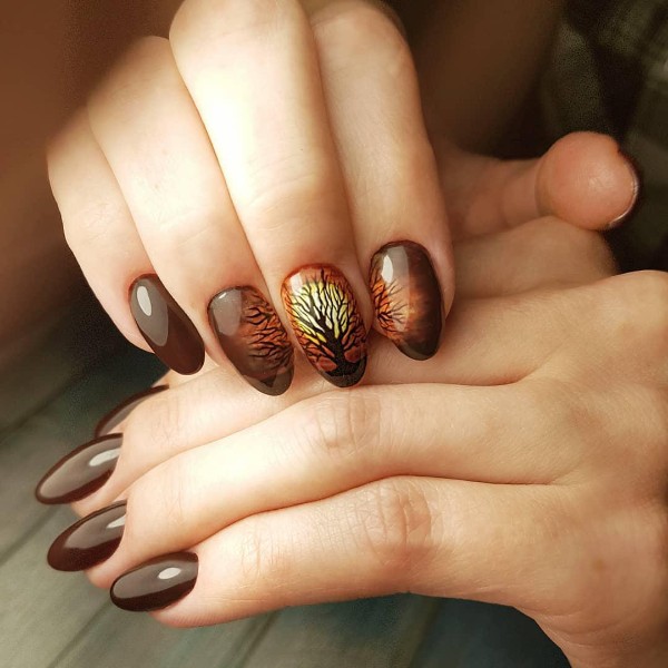 brown-fall-nail-design-with-a-tree