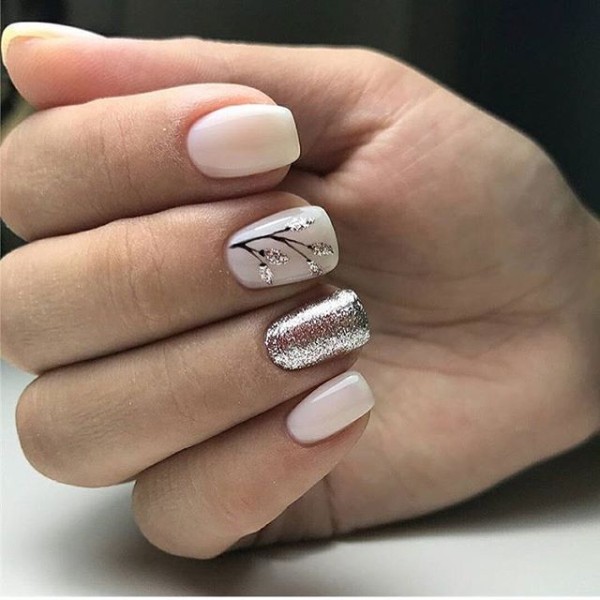 milky-white-n-gold-fall-nails