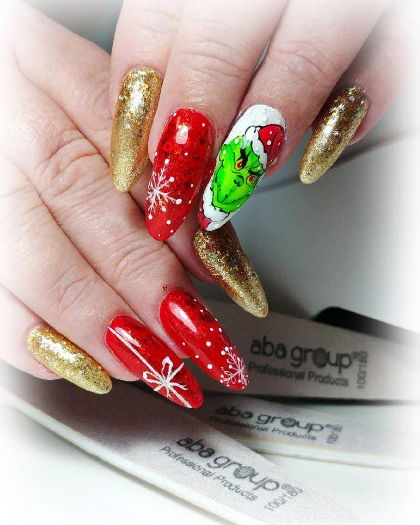 grinch nails