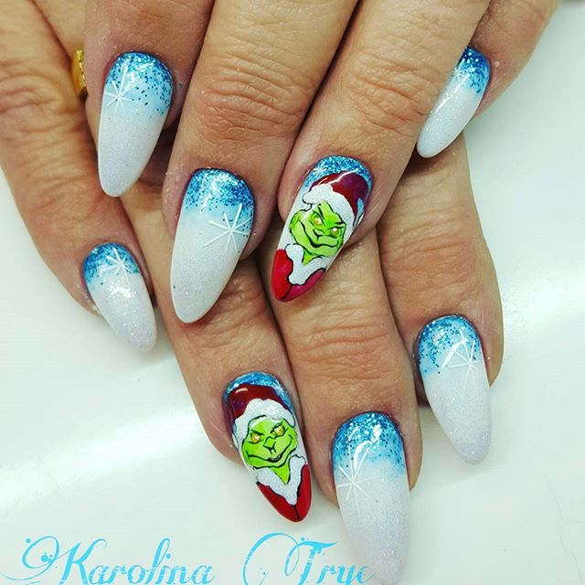 grinch nails