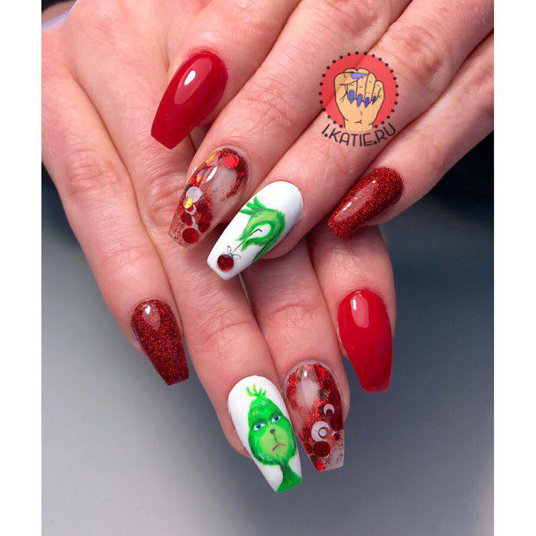 grinch nails