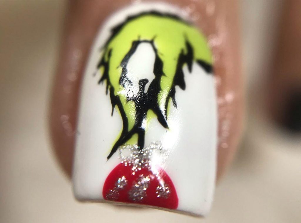 Grinch hand nail art