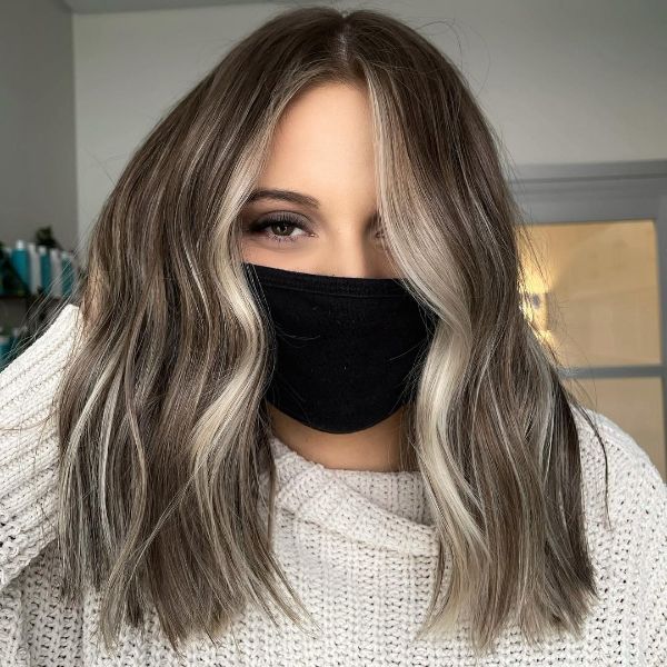 Darty Blonde hair with Money Piece Balayage Highlights