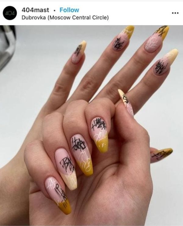 Graffiti Tattoo for Nails