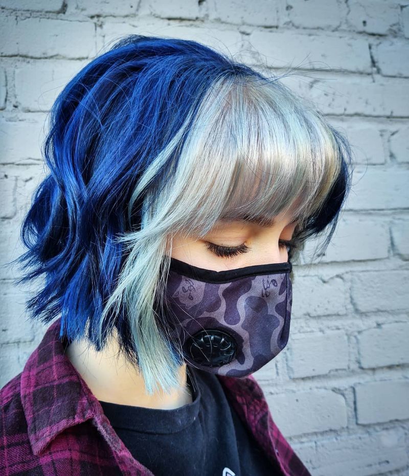 Two-Color Blue Hairstyle with a Dyed Fringe