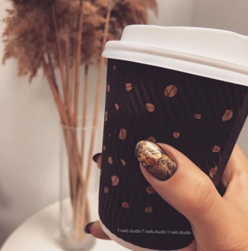 brown nails