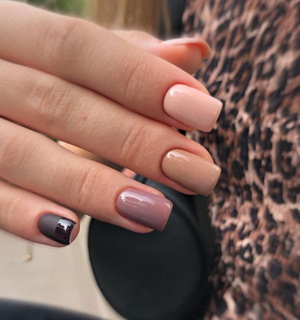 simple beige ombre nails