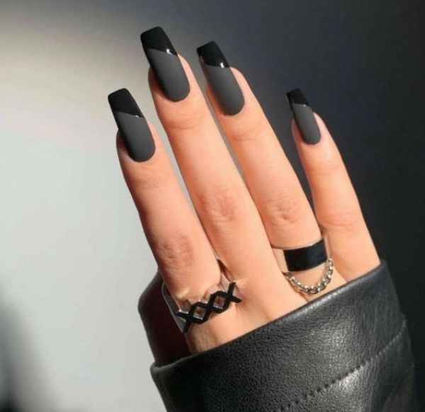 black and gray nails French