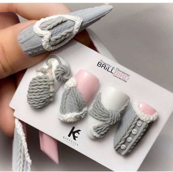 gray sweater nails