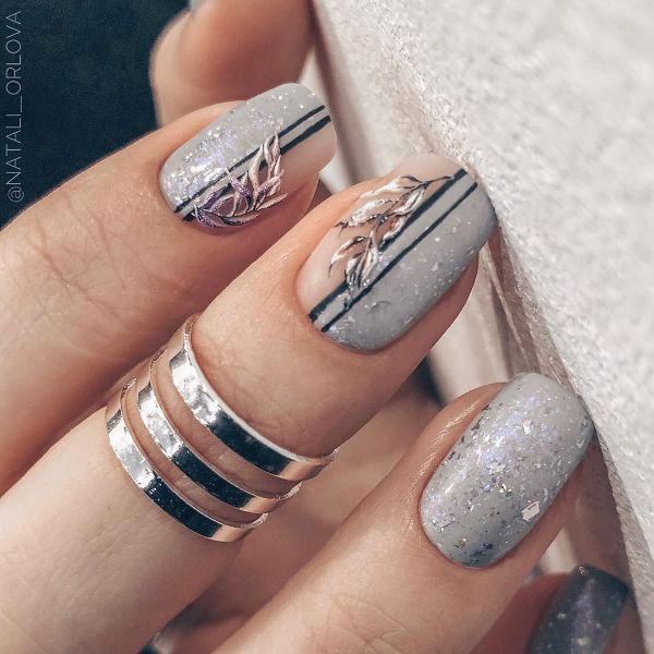 gray and silver nails