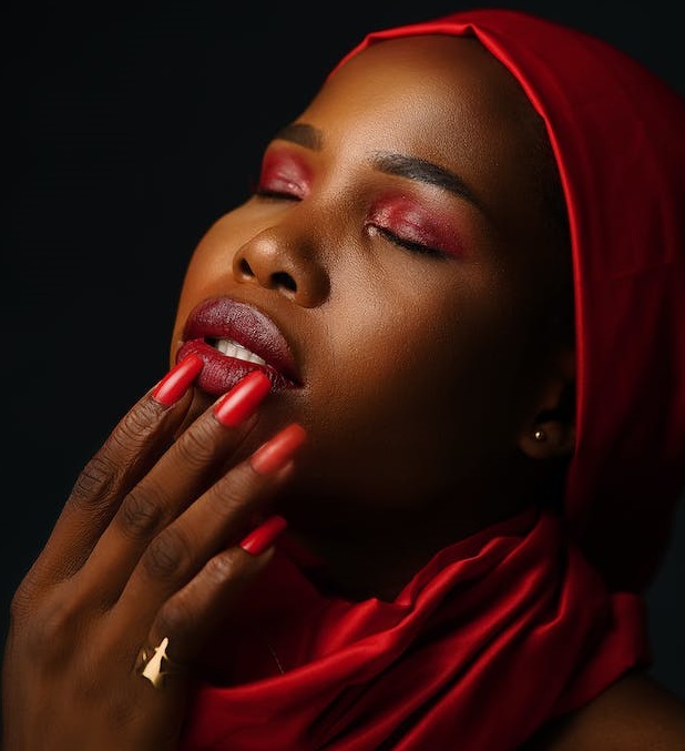 red nails for black skin