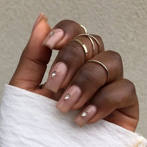 nail designs for dark skin tones