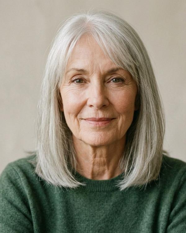 Wash and Wear Older Women Haircut Straight Shoulder-Length Cut