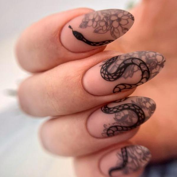 snake print nails