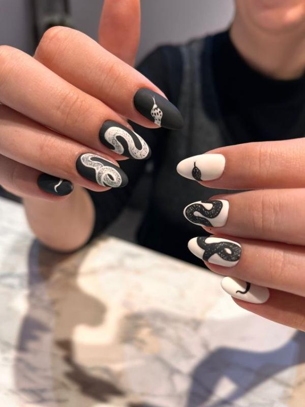 black serpent nails