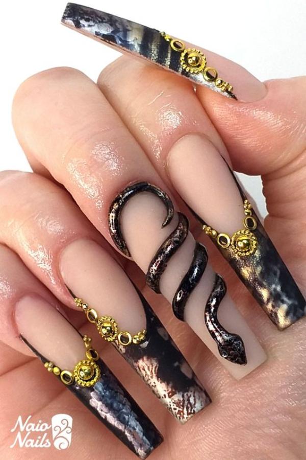 serpent-nails-design