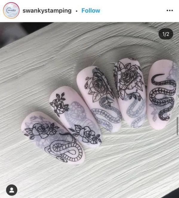 snake print nails design