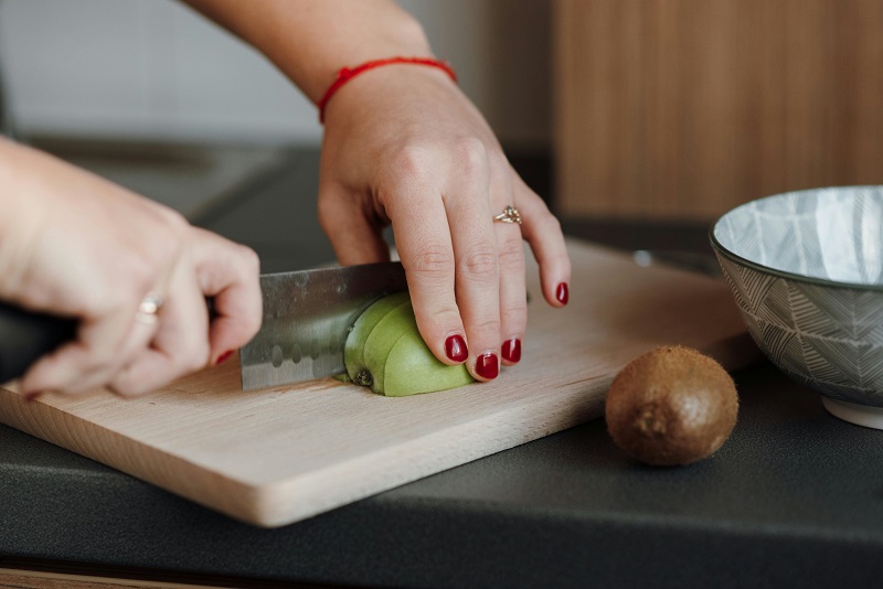 is kiwi best for nails